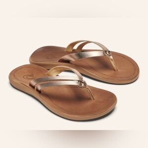 NIB OluKai Women's Sandals Gold Size 10